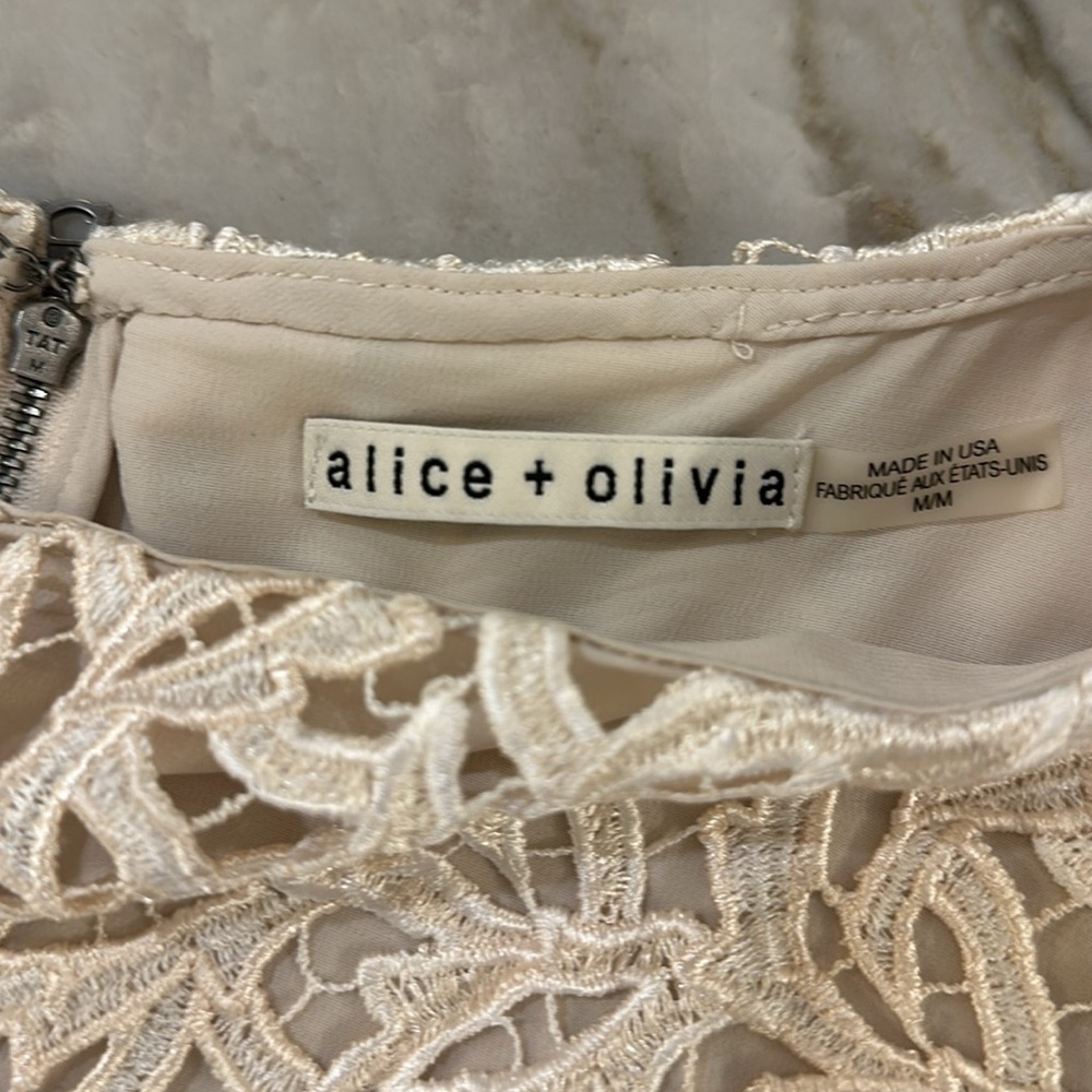 Alice + Olivia Amal Guipure Lace Top size M & Jayce Lace Mimi Ivory skirt size 4 - Picture 12 of 13